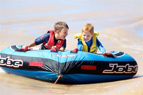 Temora-Shire-Lake-Centenary-Kids-on-donut-2.jpg