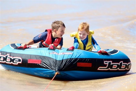 Temora-Shire-Lake-Centenary-Kids-on-donut-1.jpg